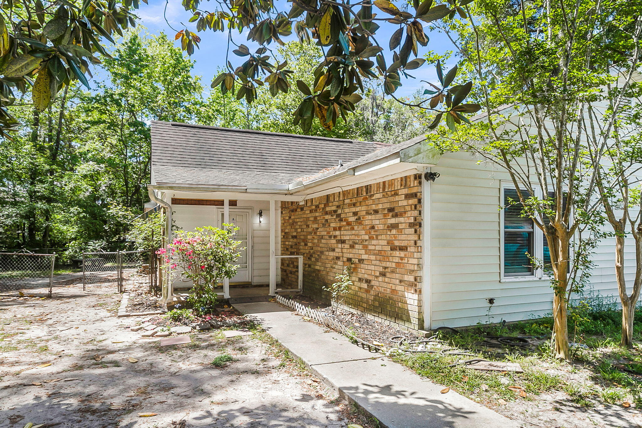 9520 S Cardinal Drive