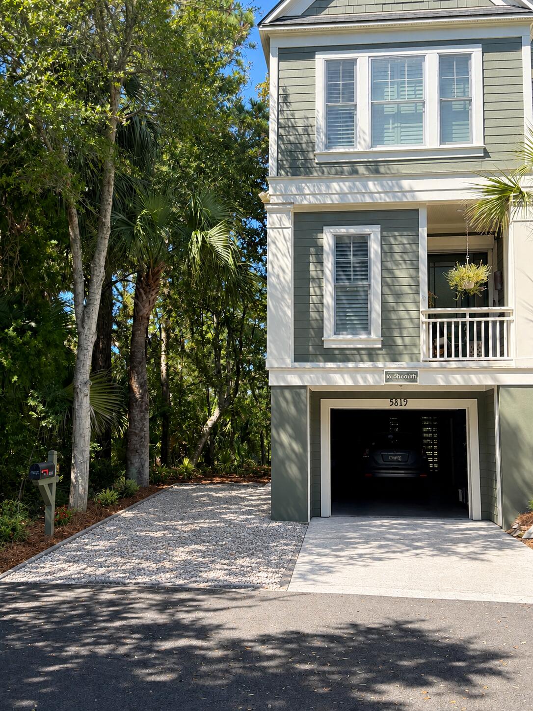 5819 Back Bay Drive