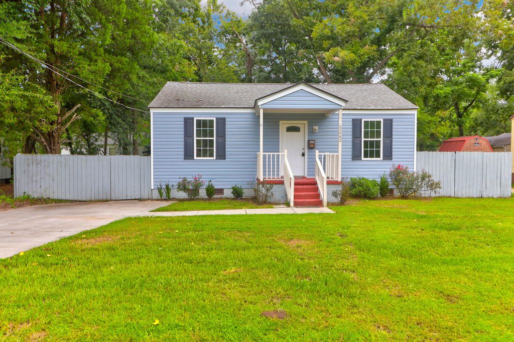 Photo of 2662 Hull Street Street, North Charleston, SC 29405 (MLS # 26000413)
