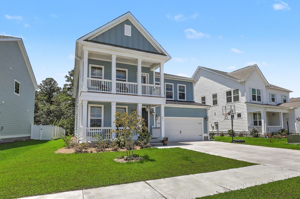 Photo of 351 Wappoo Trace Lane, Summerville, SC 29486 (MLS # 26019060)