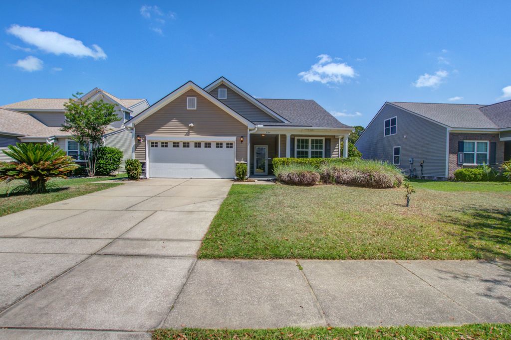 Photo of 3134 Gallberry Street, Charleston, SC 29414 (MLS # 26015148)