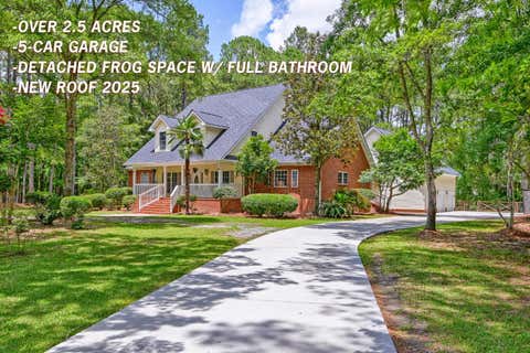 Photo of 132 Cherrywood Drive, Summerville, SC 29483 (MLS # 26015517)