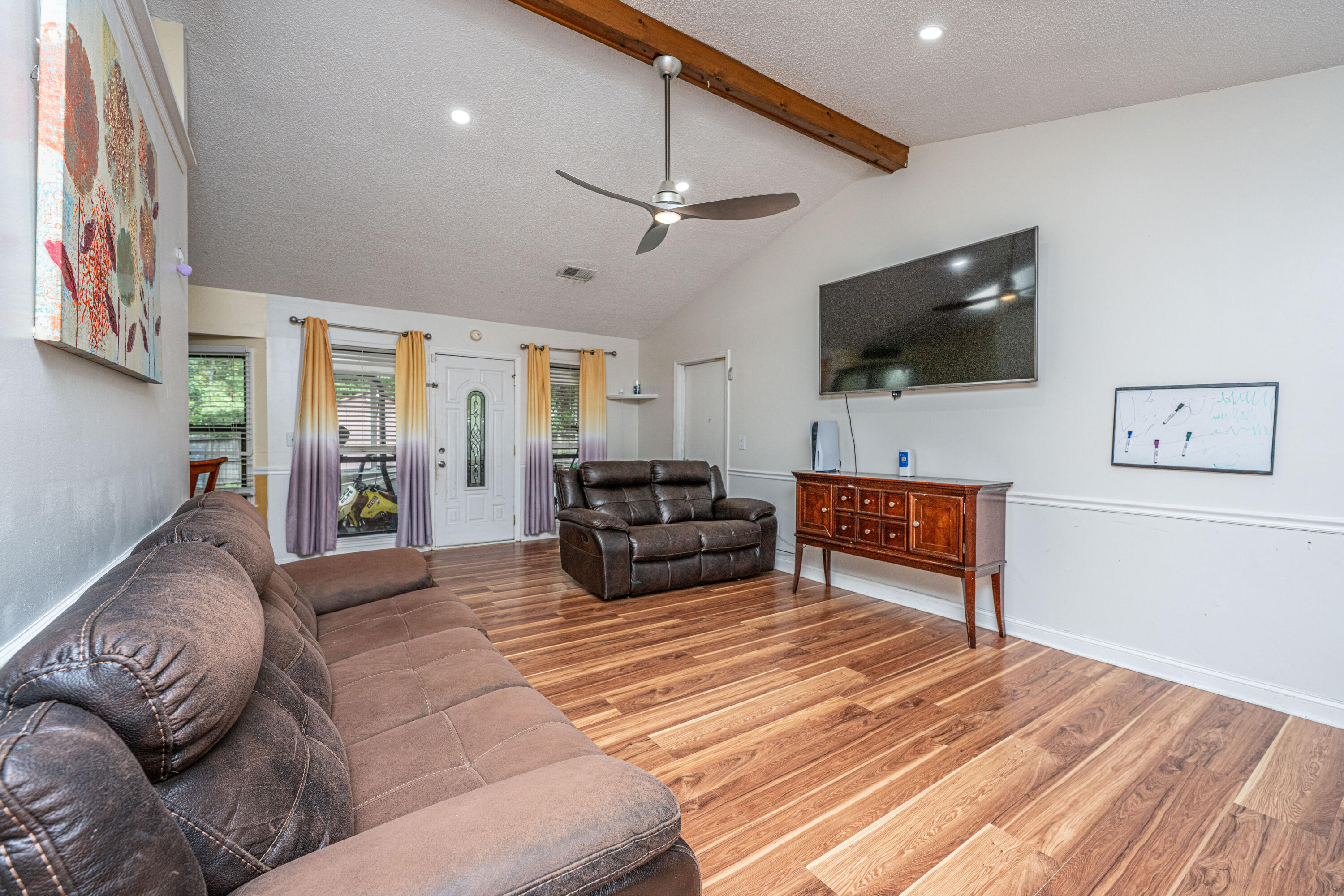 8152 N Ridgebrook Drive