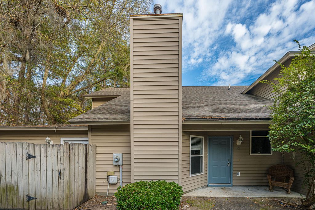 Photo of 940 E Estates Boulevard #3g, Charleston, SC 29414 (MLS # 25032126)