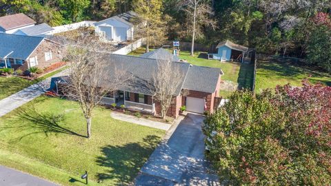 A home in Moncks Corner