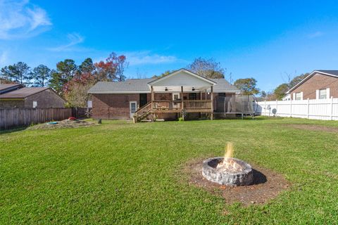 A home in Moncks Corner