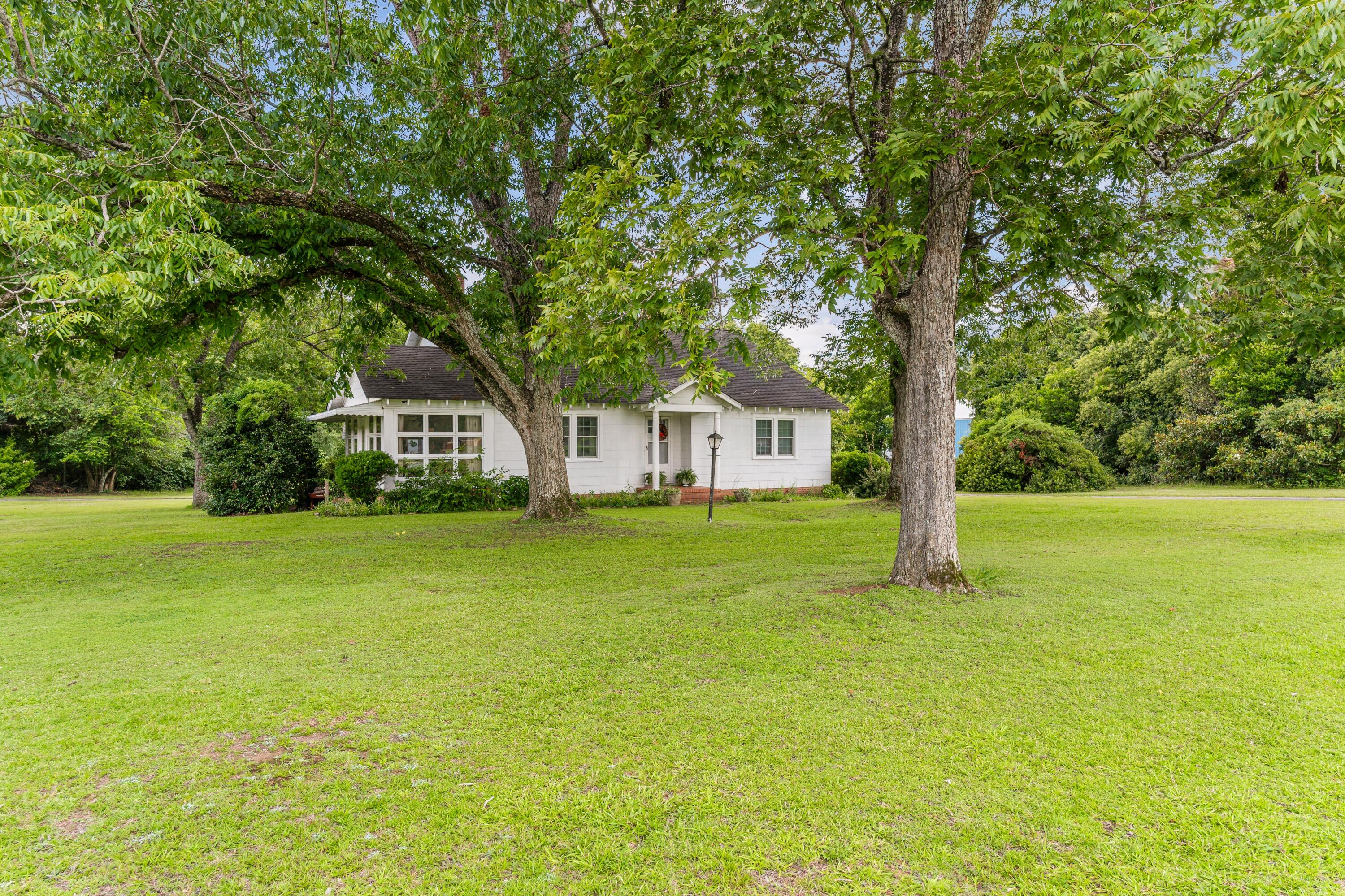 4713 North Road
