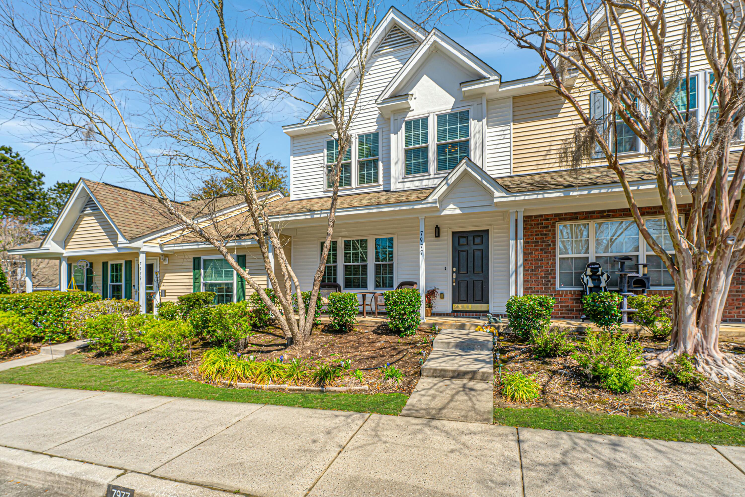 7977 Shadow Oak Drive