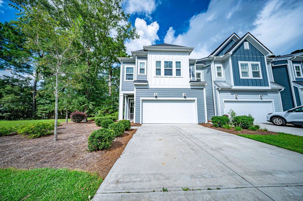 Photo of 3010 Emma Lane, Mount Pleasant, SC 29466 (MLS # 25022550)