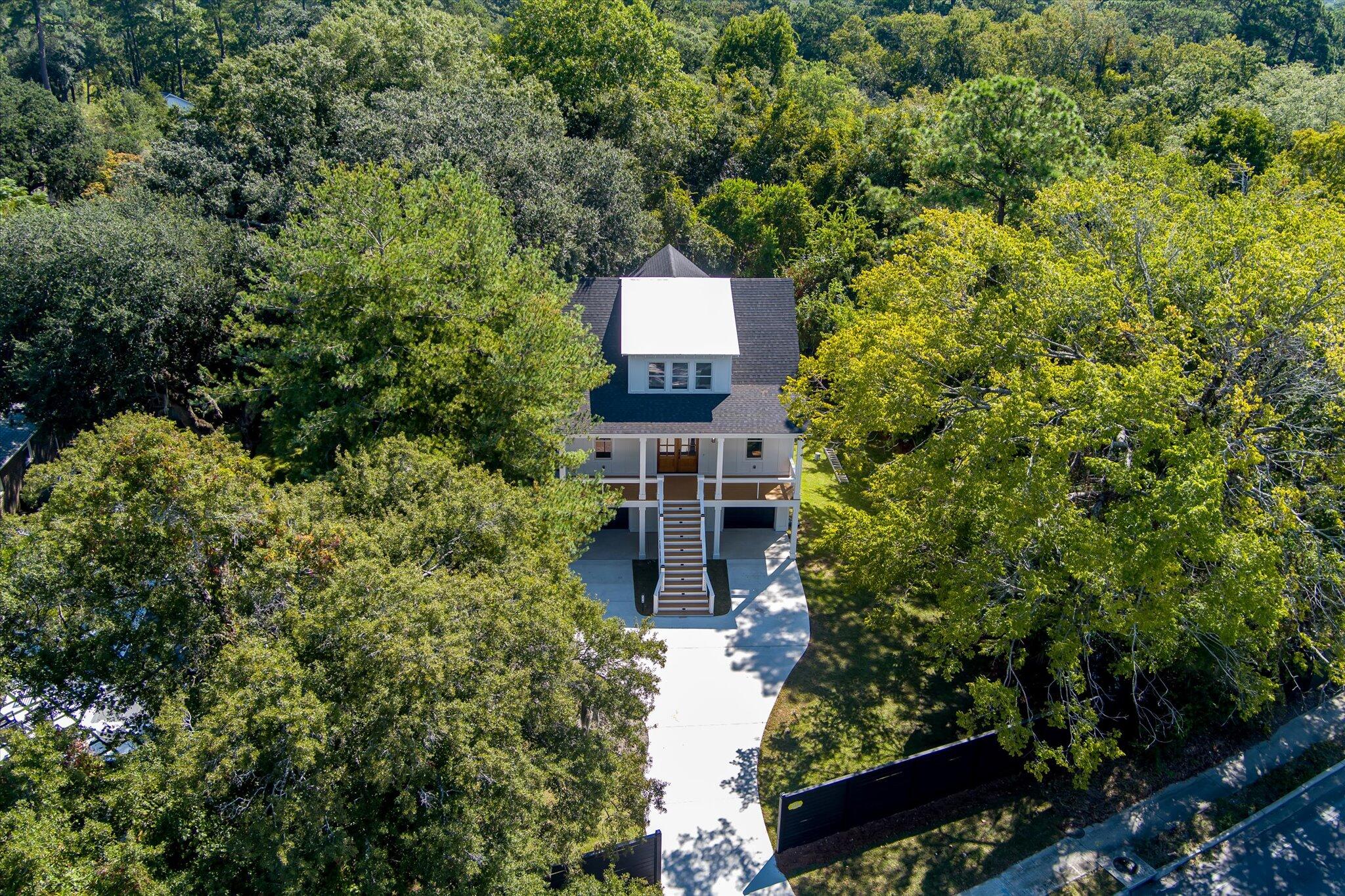 1216 Old Towne Road