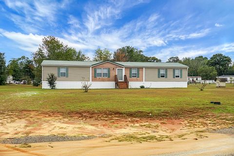 A home in Wedgefield