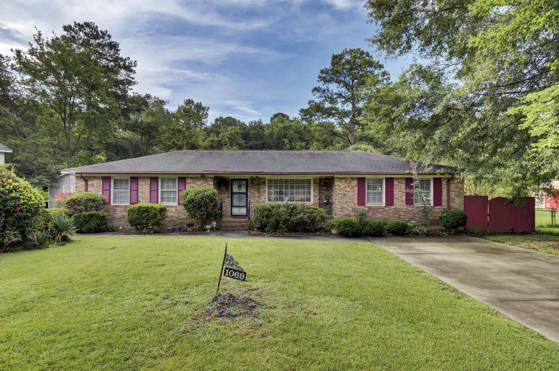 View Ladson, SC 29456 house