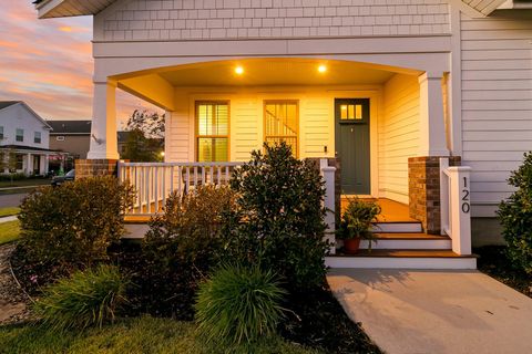 A home in Summerville