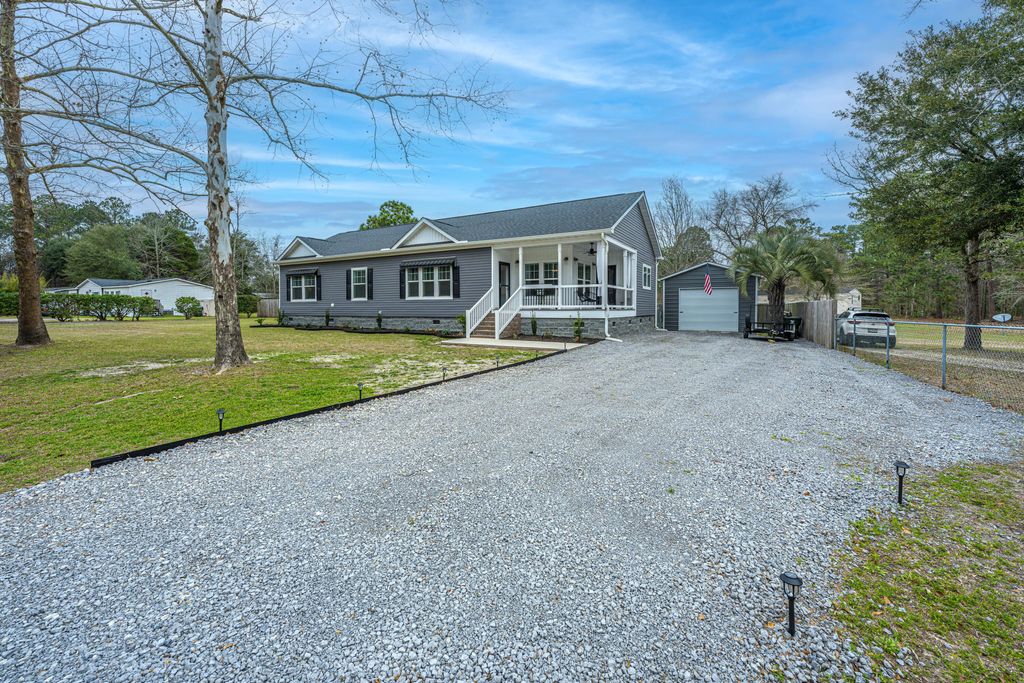 Photo of 164 Albacore Road, Bonneau, SC 29431 (MLS # 26006288)