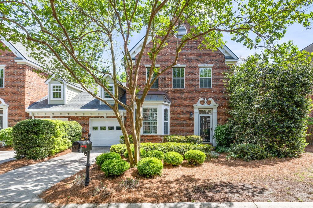 Photo of 820 Natchez Circle, Mount Pleasant, SC 29464 (MLS # 26010277)
