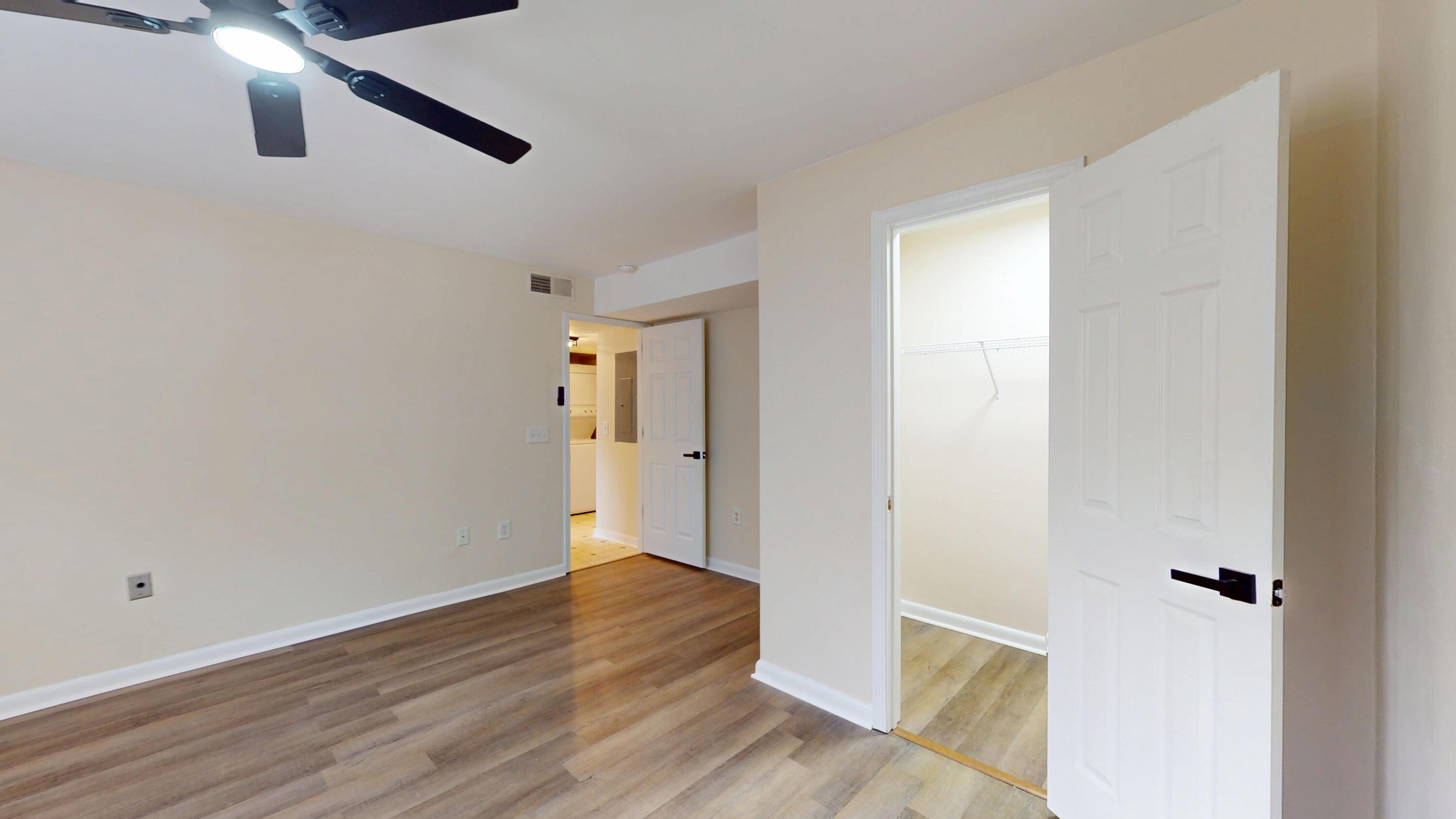 415 Parkdale Drive 2f