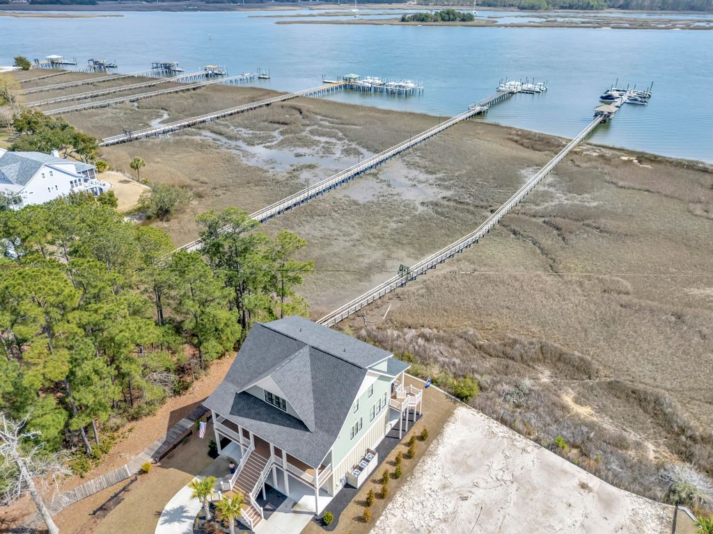 Photo of 1026 Jervey Point Road, Wando, SC 29492 (MLS # 26007183)