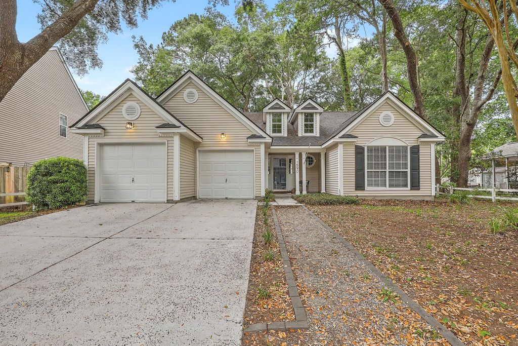 Photo of 1590 Harborsun Drive, Charleston, SC 29412 (MLS # 26013777)