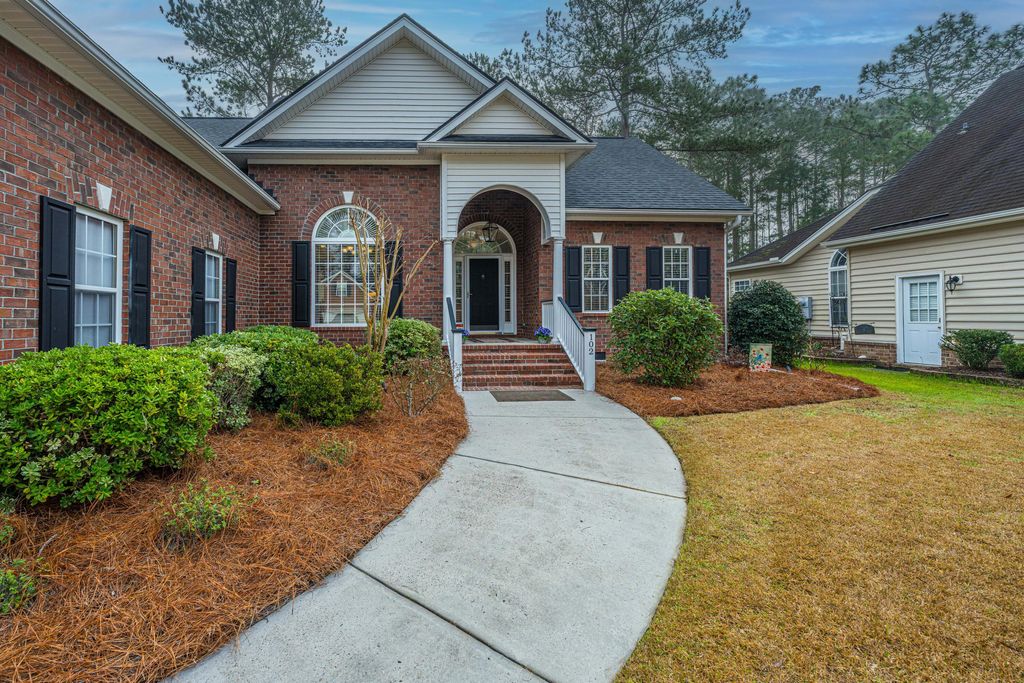 Photo of 102 Amen Corner, Summerville, SC 29483 (MLS # 26006517)