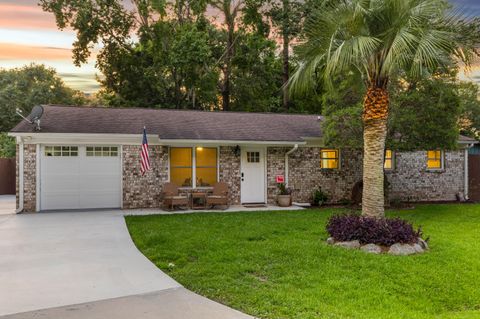 Photo of 1990 Butternut Street, Charleston, SC 29414 (MLS # 25017774)