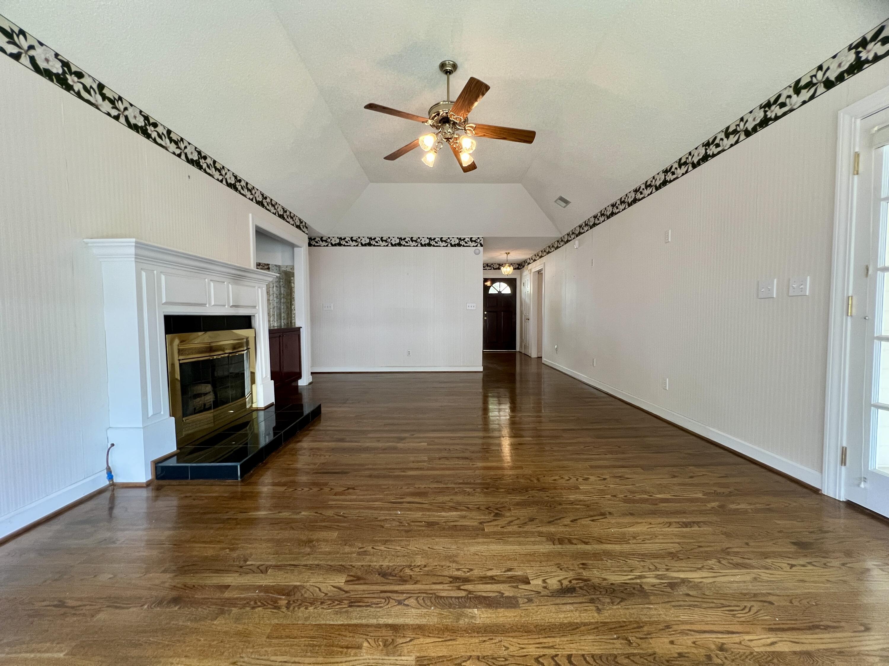 Mount Pleasant, South Carolina 29466, United States, 3 Bedrooms Bedrooms, ,2 BathroomsBathrooms,Residential,Active,136370