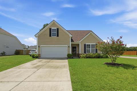 Photo of 1037 Bridlewood Farms PKWY, Ridgeville, SC 29472 (MLS # 26022786)