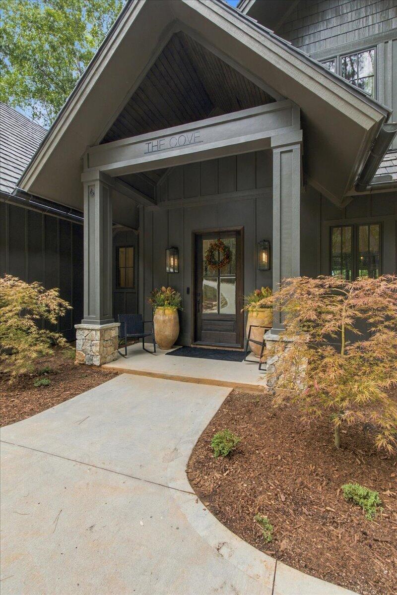 Photo of 6 Featherstone Court, Sunset, SC 29685 (MLS # 26027497)