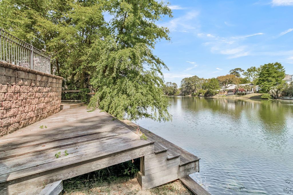 Photo of 594 Heron Pointe Boulevard, Mount Pleasant, SC 29464 (MLS # 26011397)