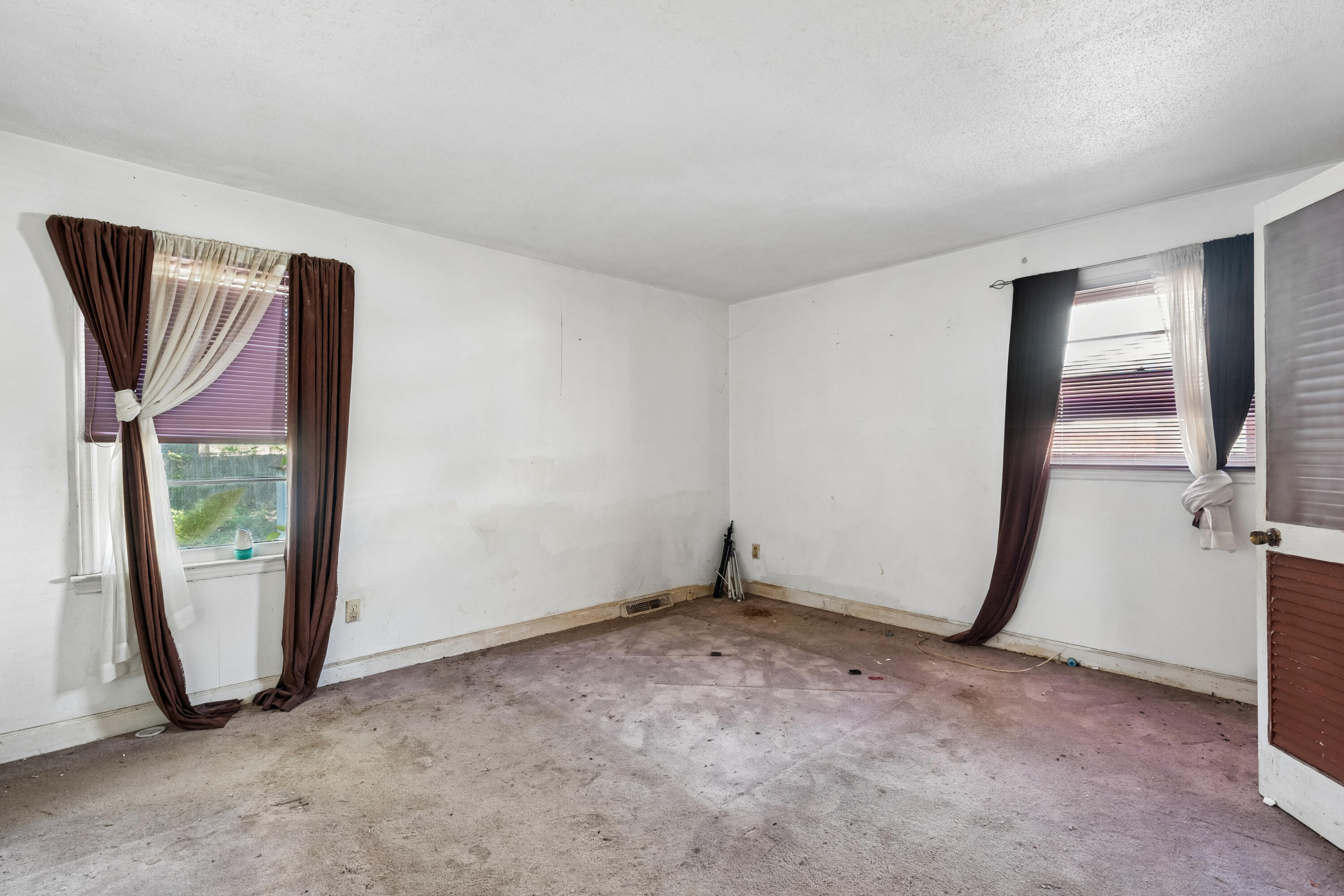 3422 Creola Road