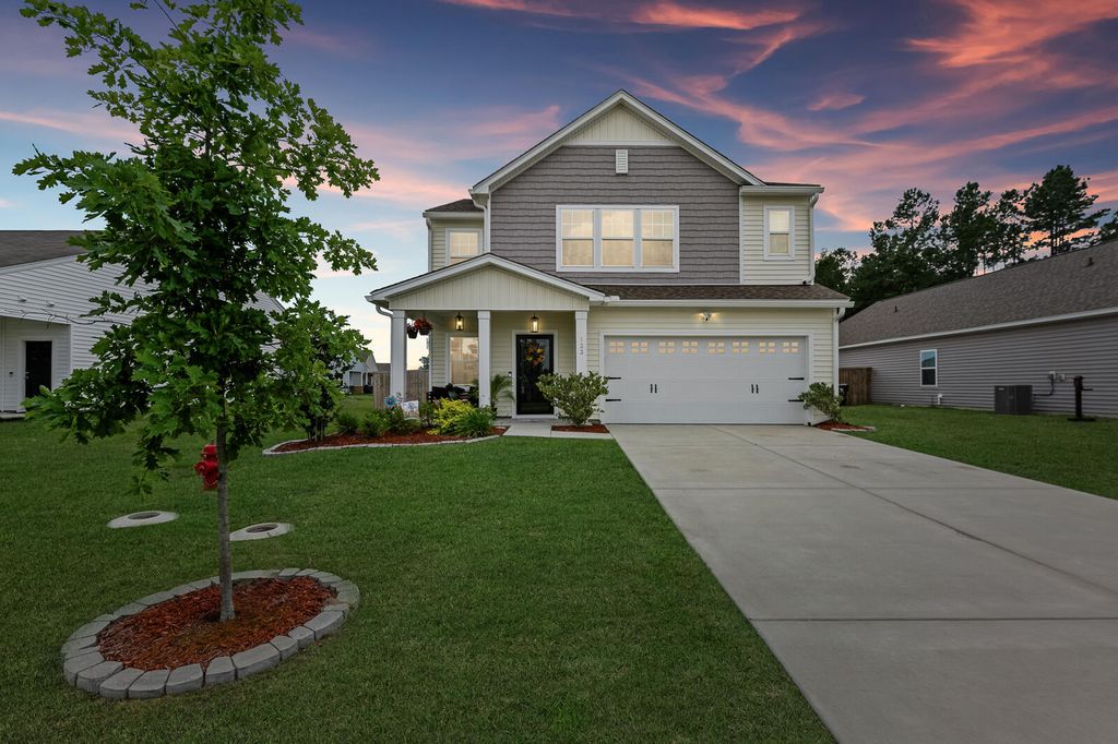 Photo of 123 Lyra Lane, Summerville, SC 29486 (MLS # 26003524)