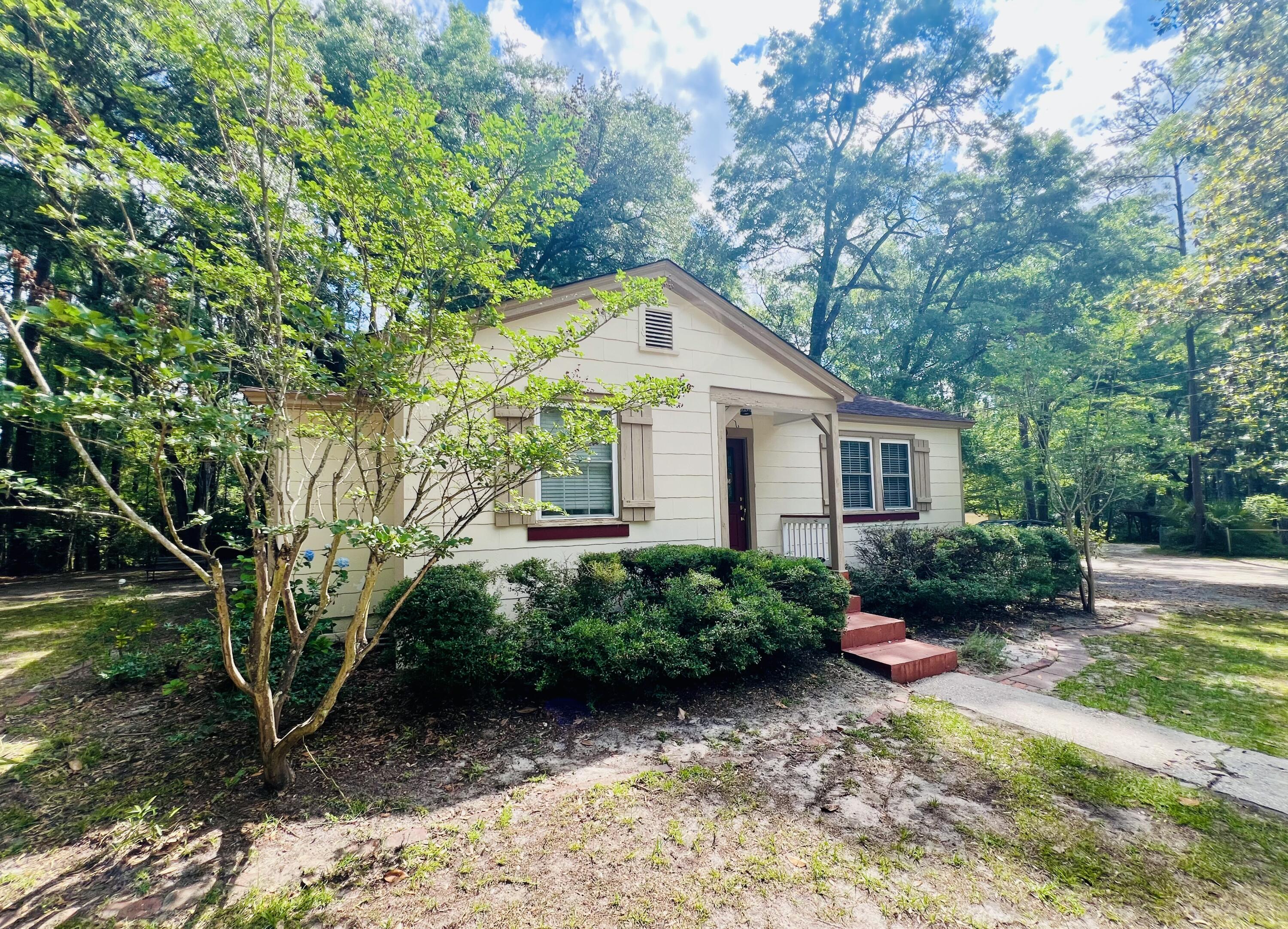 200 Lands End Road