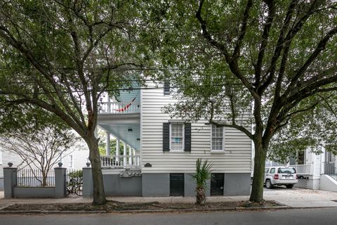 Photo of 31 Coming Street, Charleston, SC 29401 (MLS # 17029456)