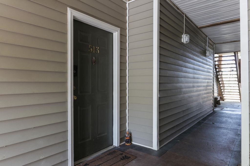 Photo of 188 Midland Parkway #Apt 513, Summerville, SC 29485 (MLS # 26009118)
