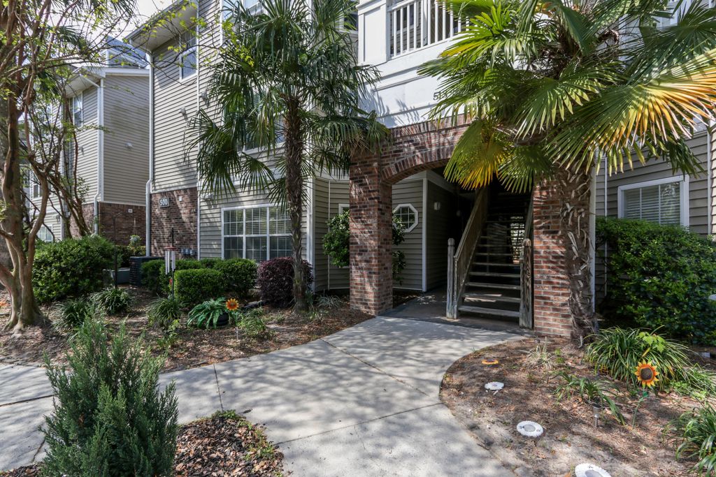 Photo of 188 Midland Parkway #Apt 513, Summerville, SC 29485 (MLS # 26009118)