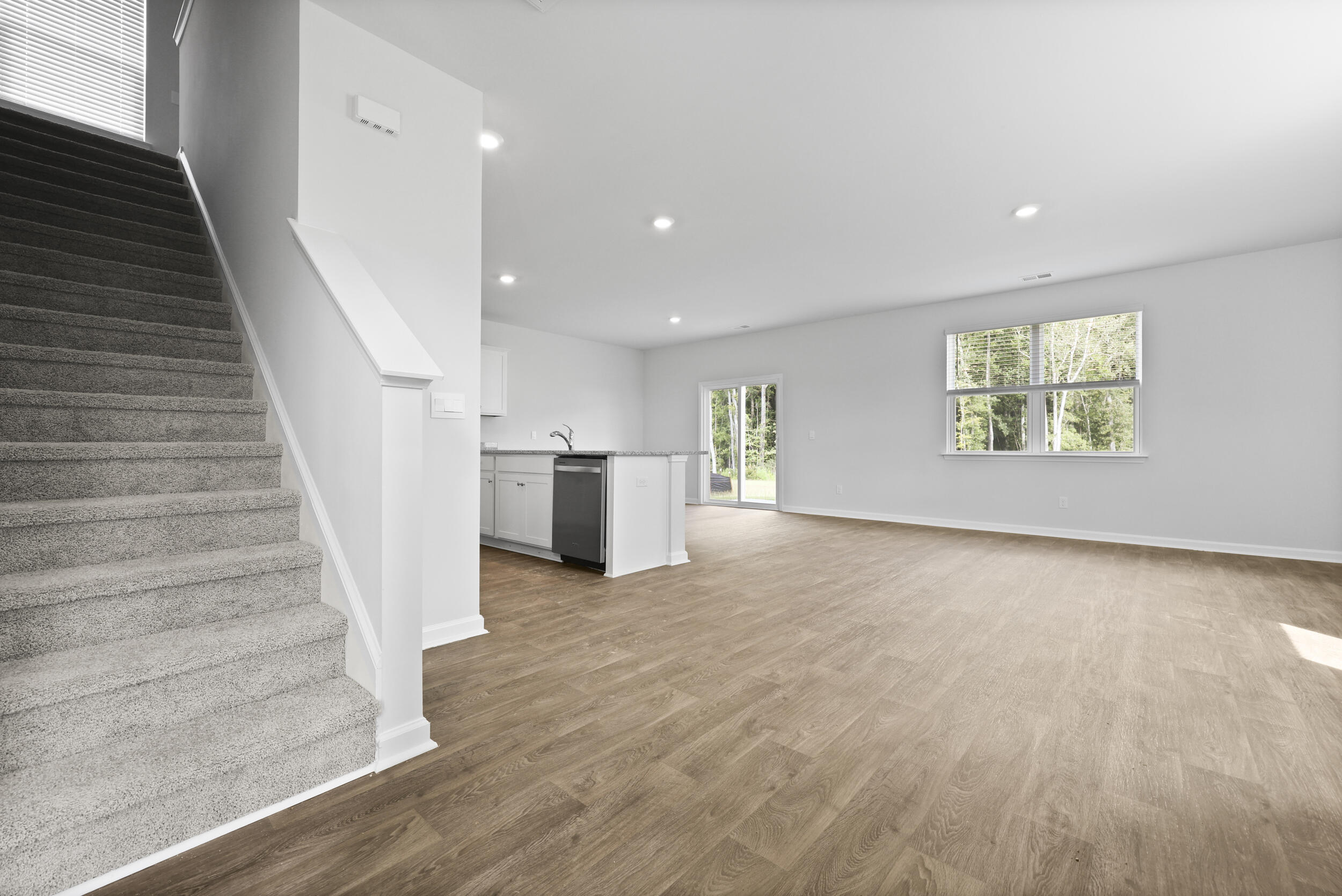 716 Long Bluff Road