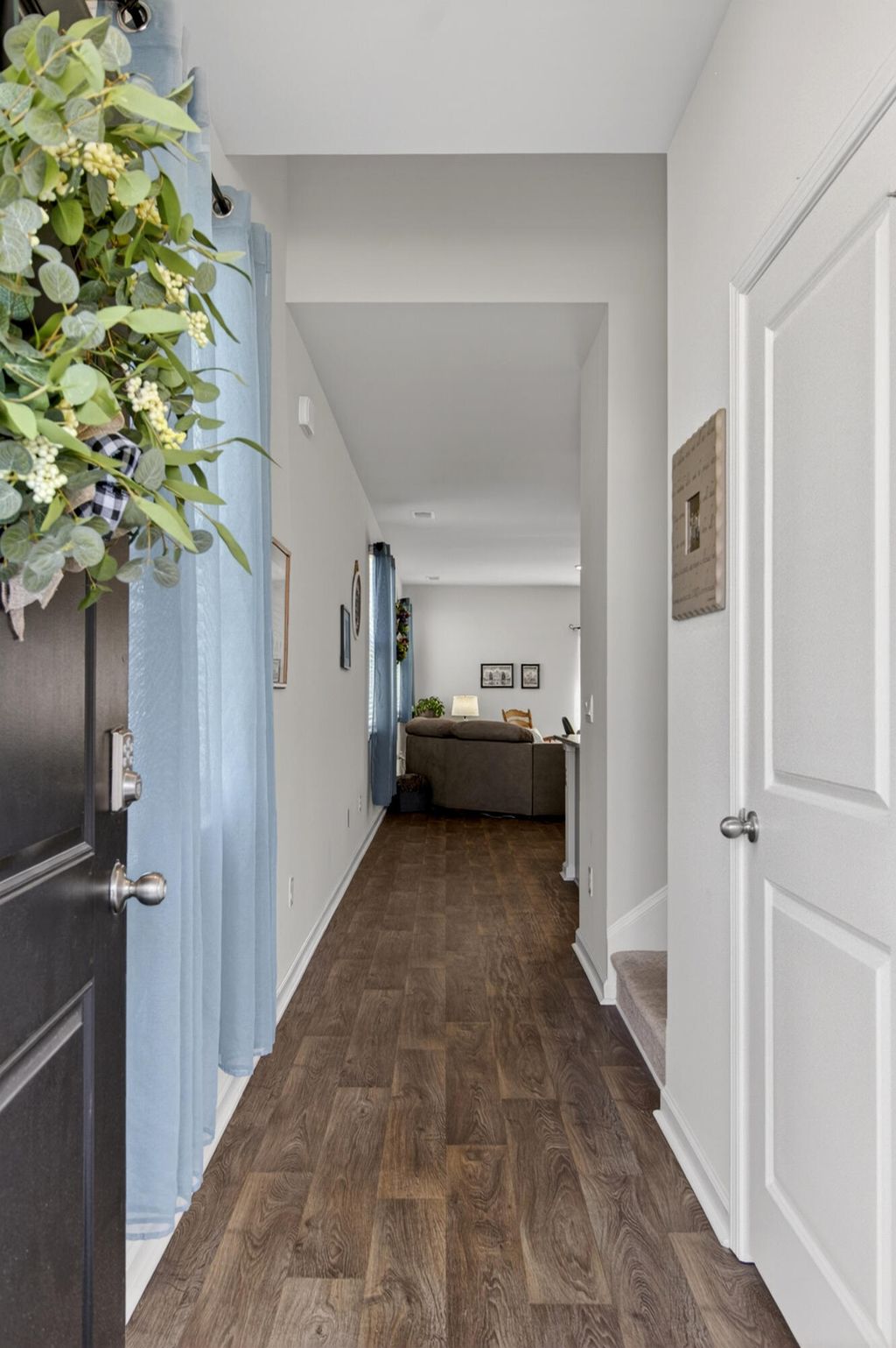 Photo of 410 Eastern Pine Dr, Summerville, SC 29486 (MLS # 26011432)