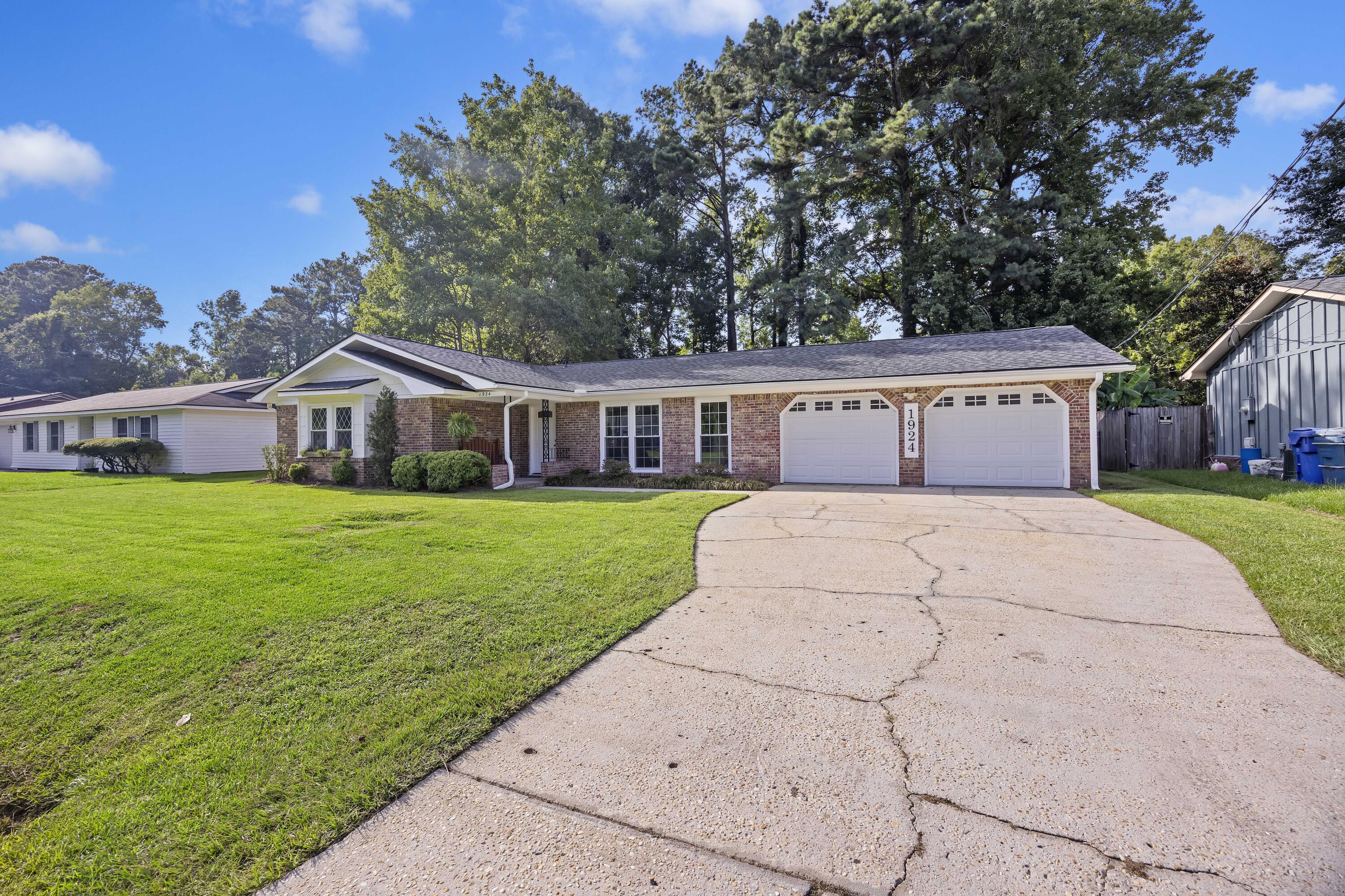 1924 Planters Drive