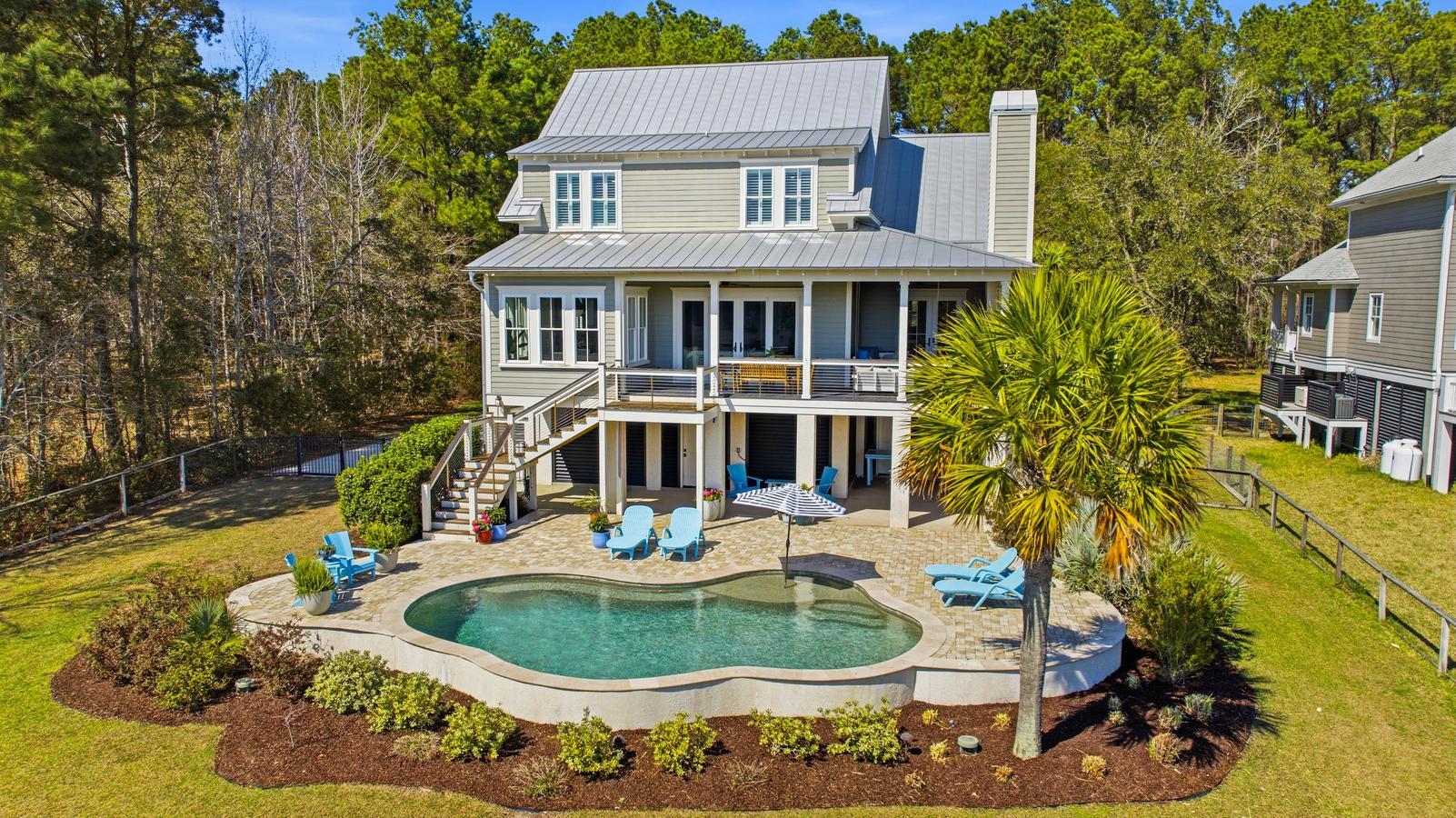 7539 Ladys Secret Lane