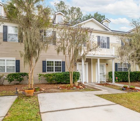 A home in North Charleston