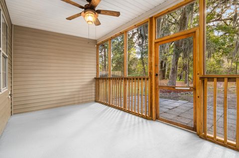 A home in North Charleston