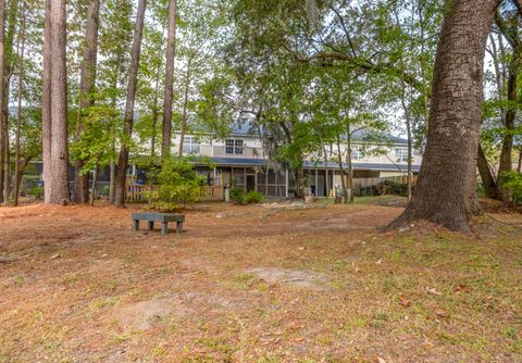 A home in North Charleston