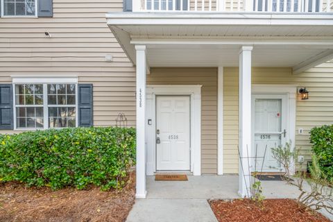 A home in North Charleston