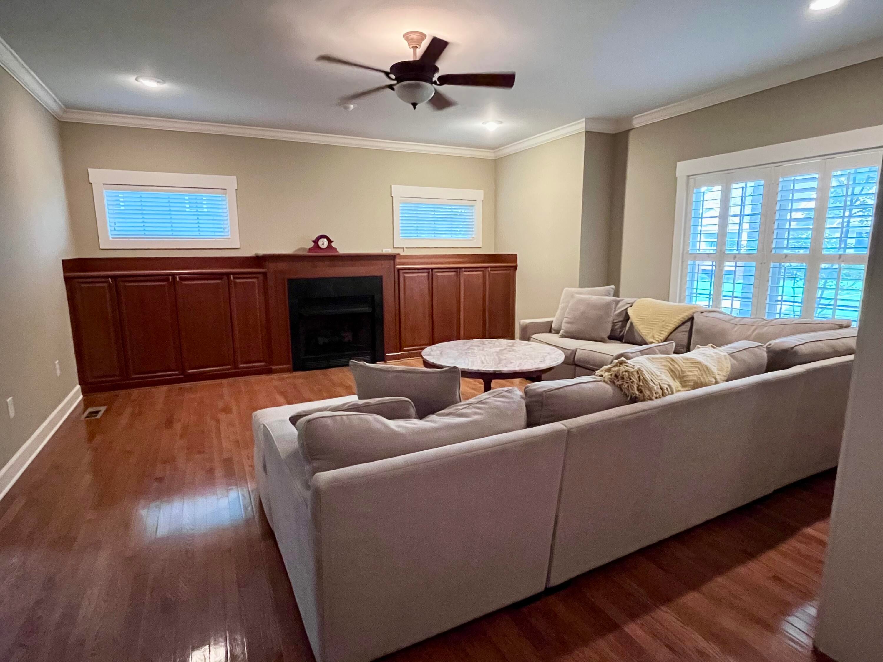236 N Ainsdale Drive