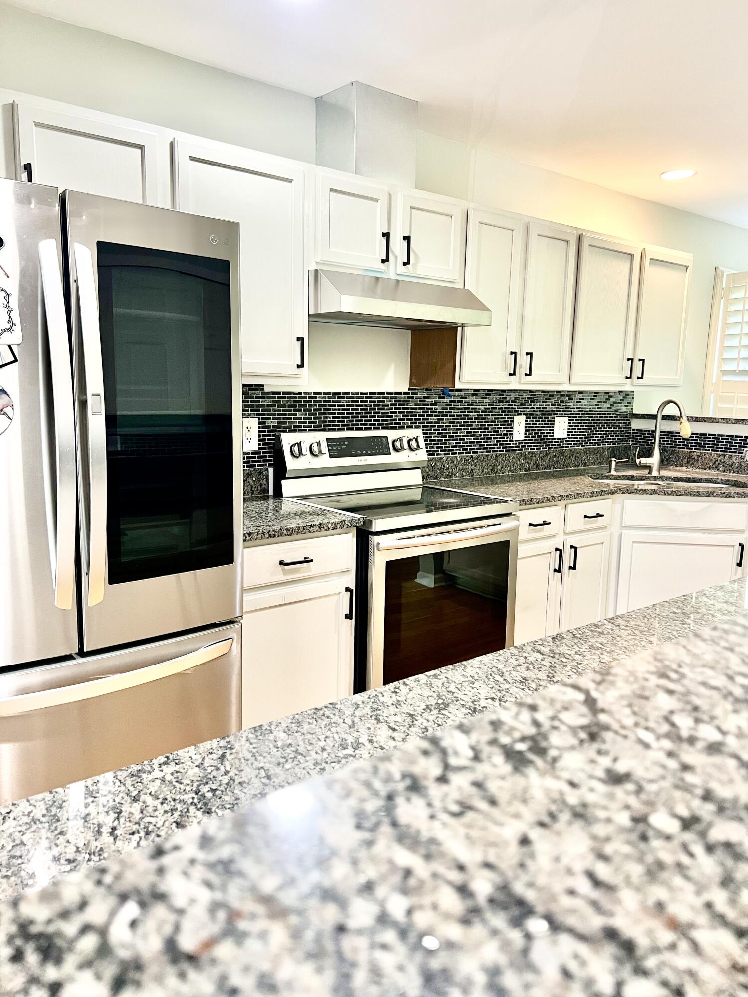 8709 Grassy Oak Trail
