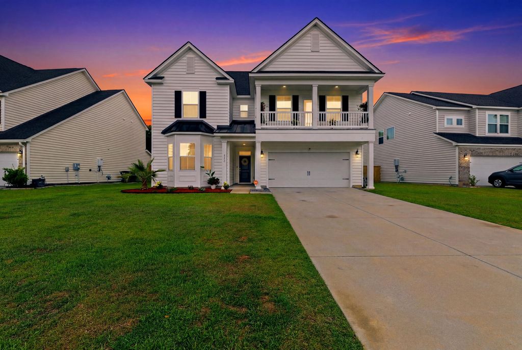 Photo of 512 Yellow Leaf Lane, Summerville, SC 29486 (MLS # 26013962)