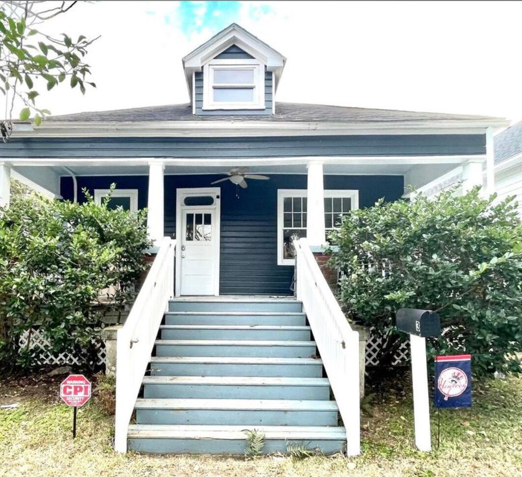 Photo of 3 Addison Street, Charleston, SC 29403 (MLS # 25028251)