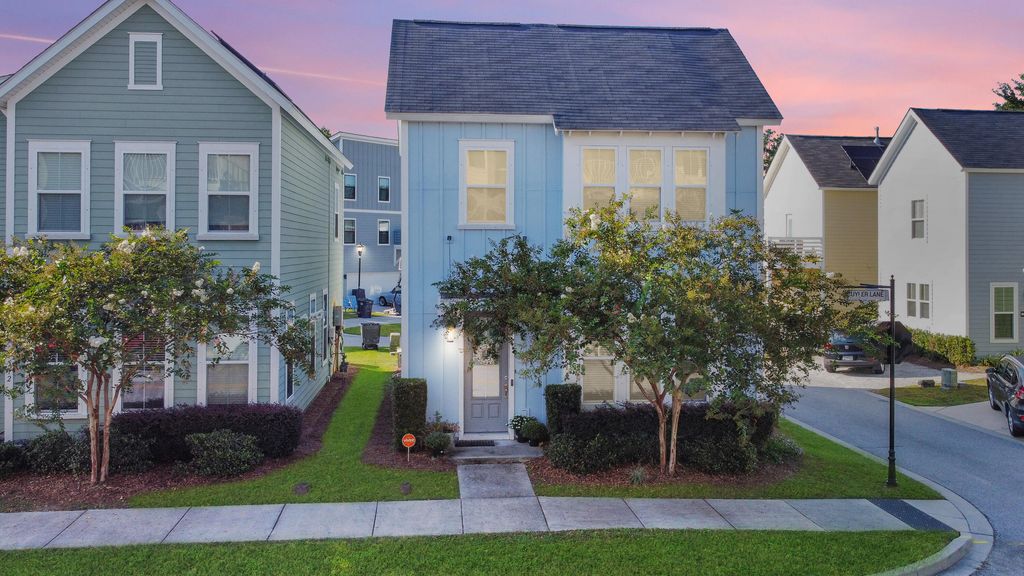 Photo of 1514 Cuyler Lane, North Charleston, SC 29405 (MLS # 26011993)