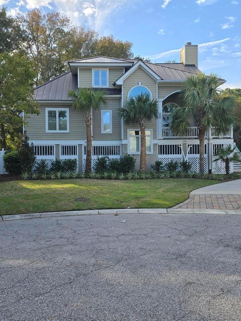 A home in Mount Pleasant