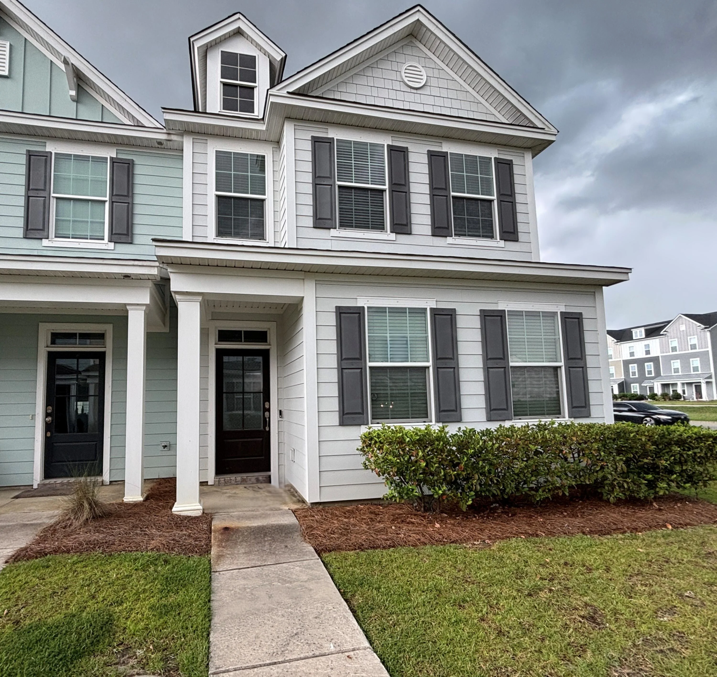 600 Ravensridge Lane