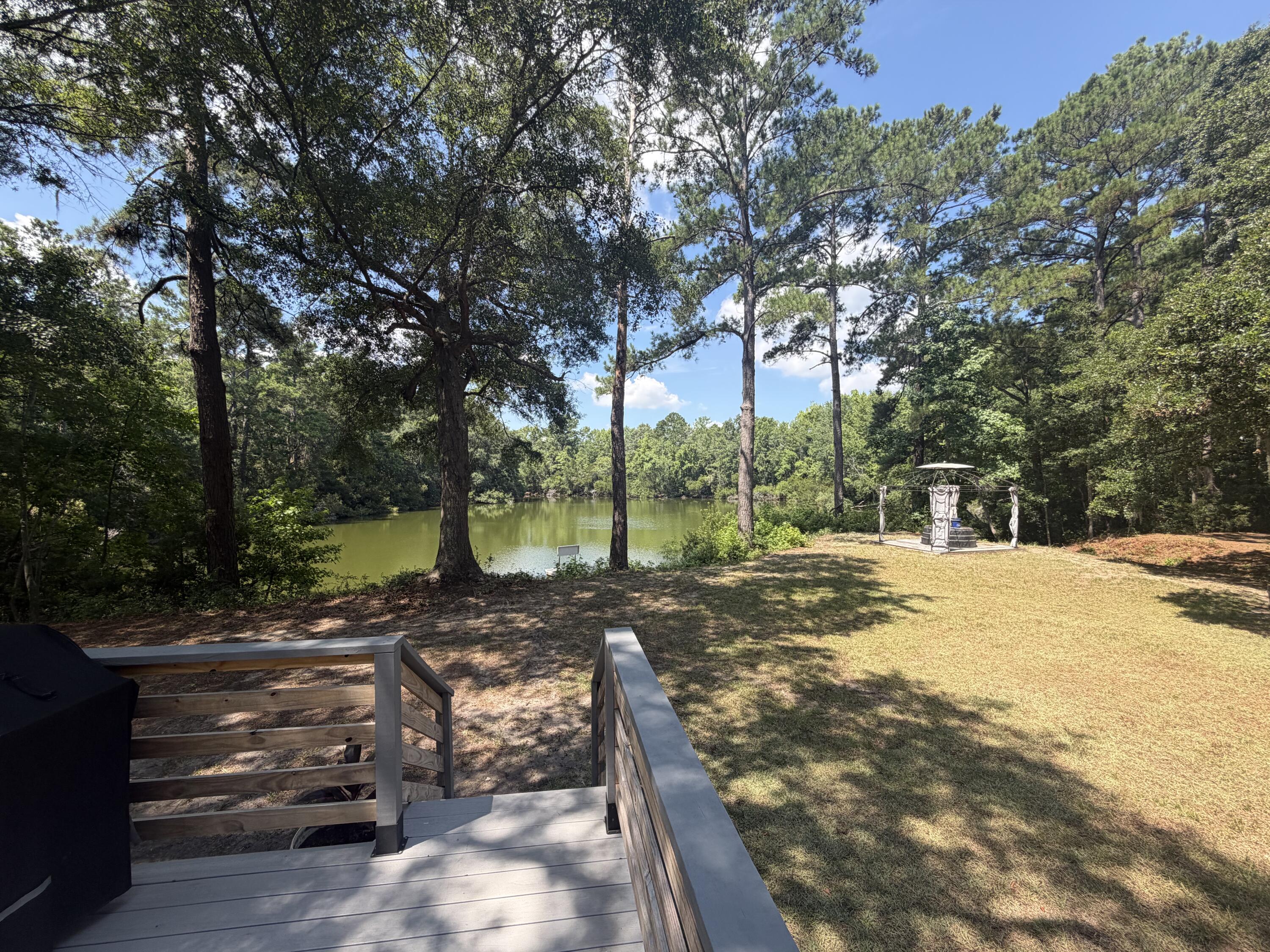 3242 Cape Road